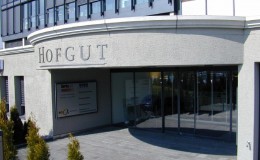 Hofgut Neubau 02